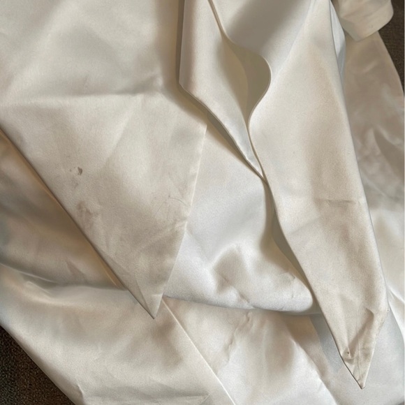 Oleg Cassini designer wedding gown 12 - Picture 11 of 12